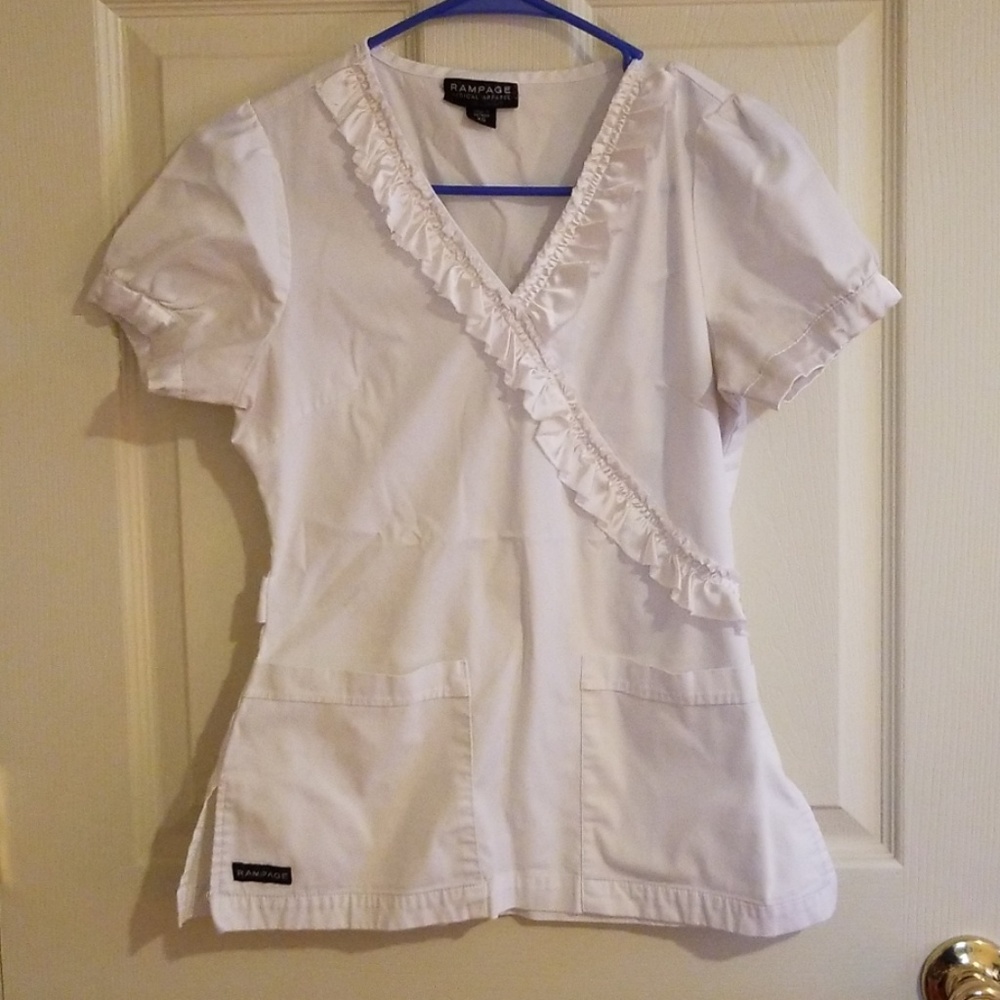 Women's scrubs